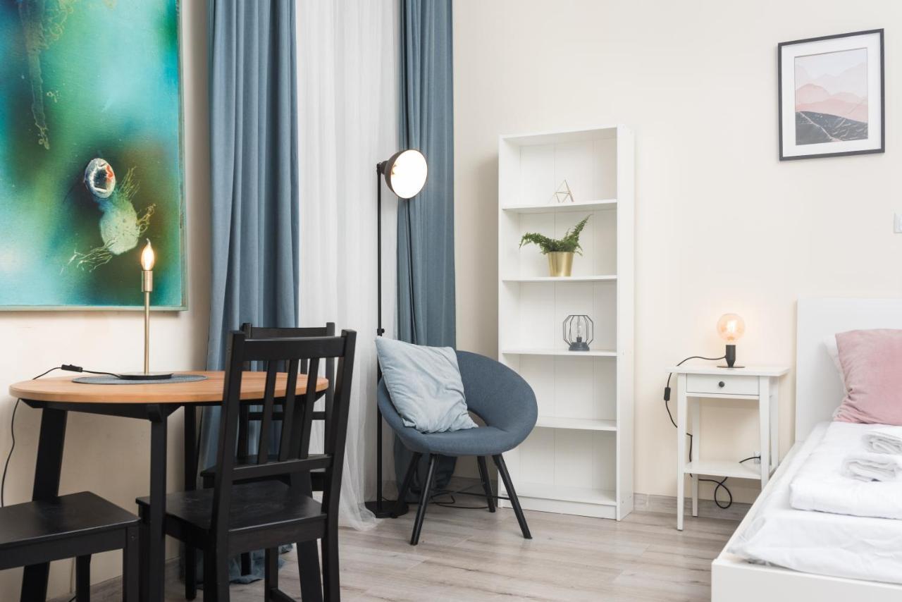 Bosacka Apartments X 1' Main Train & Bus Station - By Upstairs Cracovie Extérieur photo