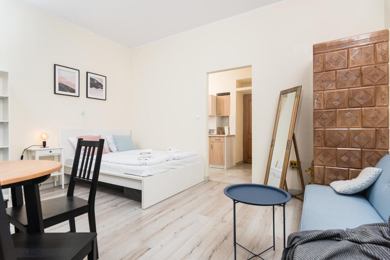 Bosacka Apartments X 1' Main Train & Bus Station - By Upstairs Cracovie Extérieur photo